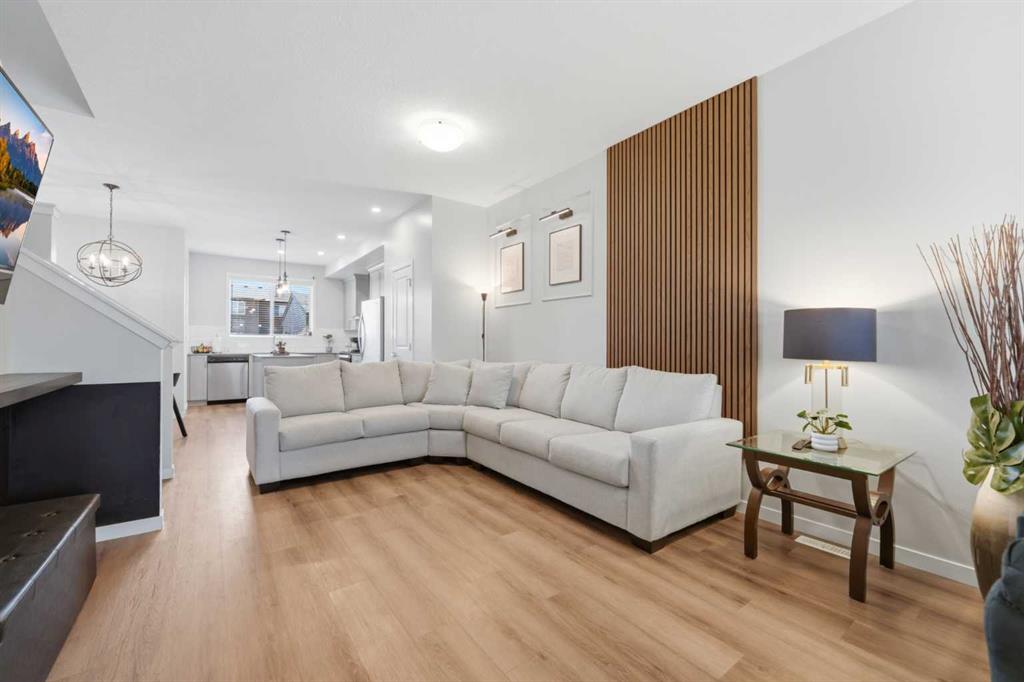 Picture for 467 Cornerstone Avenue NE