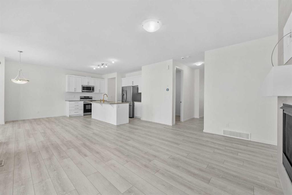 Picture for 40 Carringham Gate NW