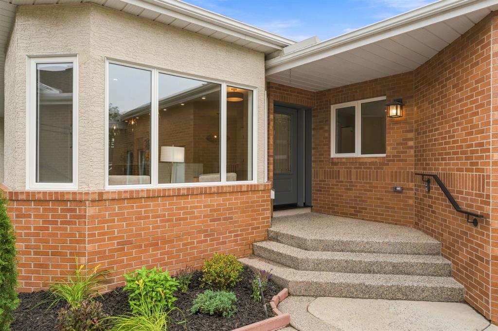 Picture for 12 Prominence Point SW