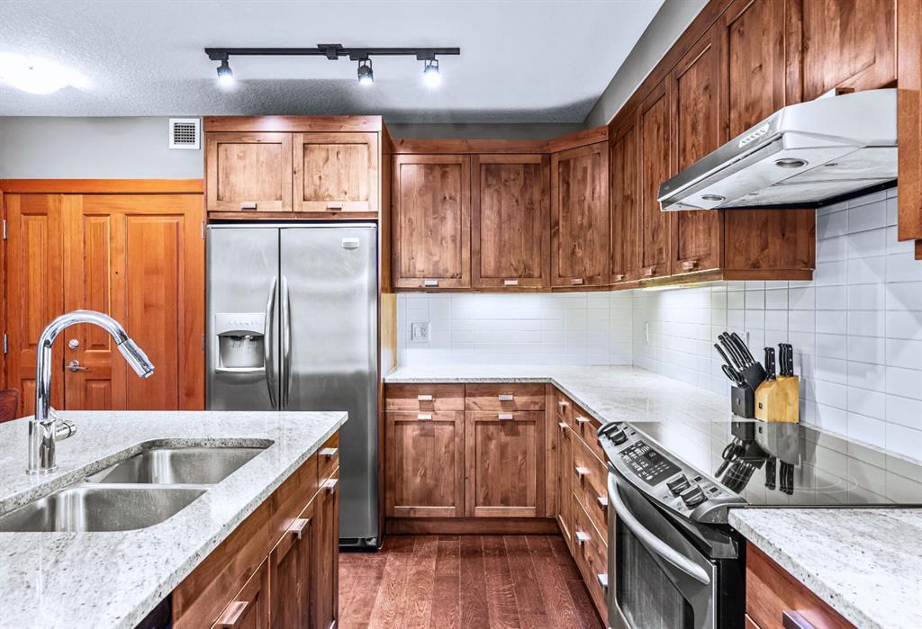 Picture for 105, 106 Stewart Creek Landing 