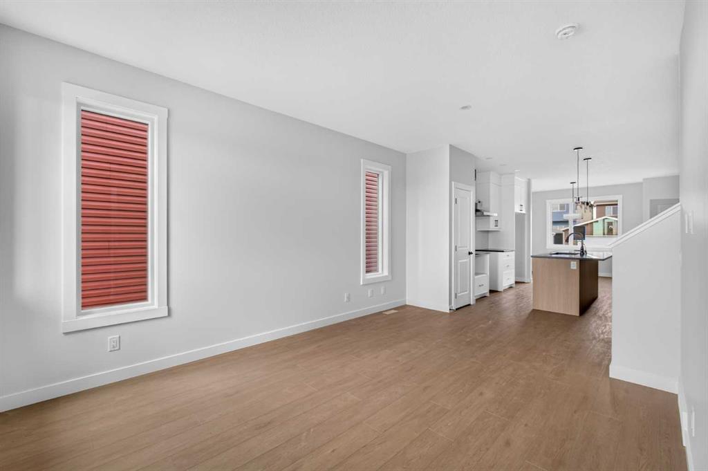 Picture for 255 Lucas Gate NW