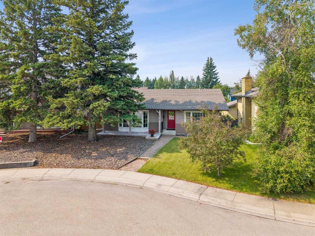 Picture for 856 Lake Twintree Crescent SE
