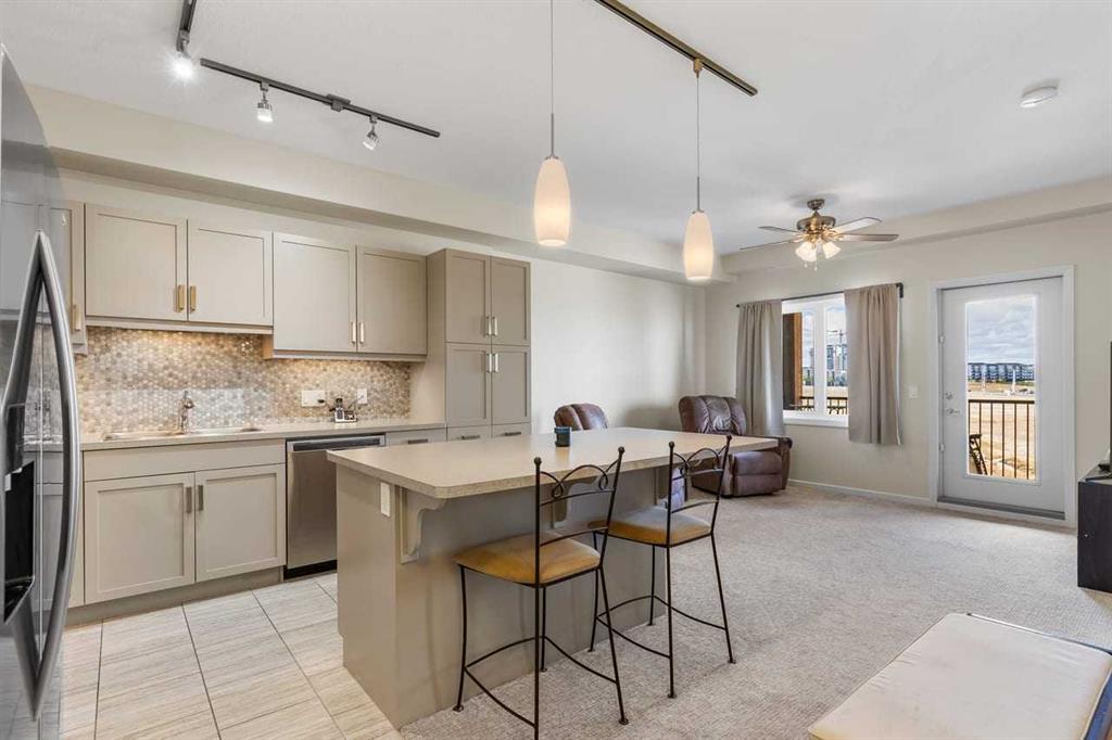 Picture for 2405, 450 Kincora Glen Road NW