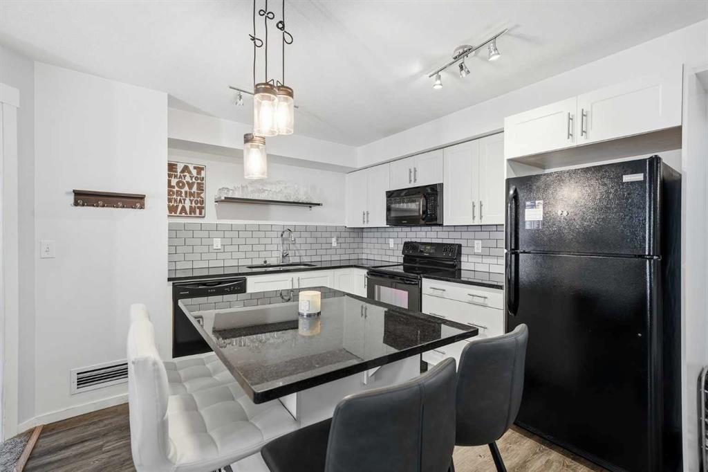 Picture for 2208, 99 Copperstone Park SE