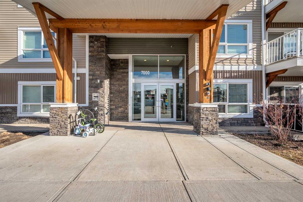 Picture for 7206, 302 Skyview Ranch Drive NE