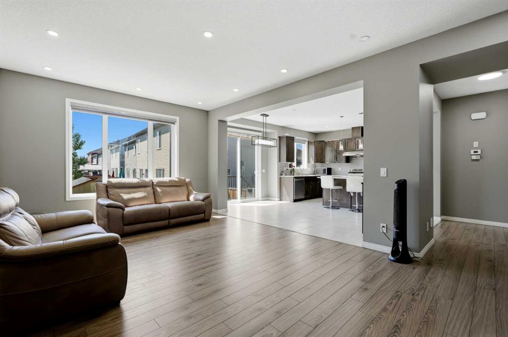 Picture for 108 Cityside Park NE