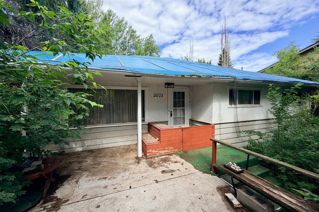 Picture for 2003 9 Street SW