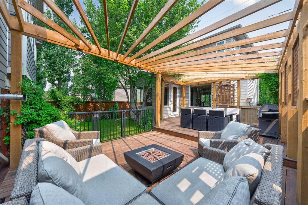 Picture for 47 Elgin Meadows Road SE
