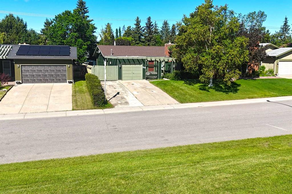Picture for 243 Silvercreek Drive NW