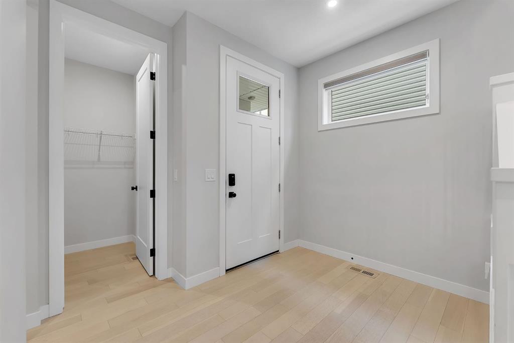 Picture for 45 Carringsby Landing NW