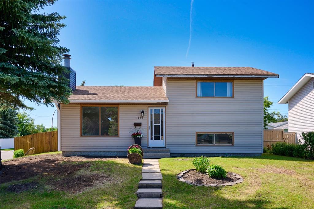 Picture for 1176 Penrith Crescent SE