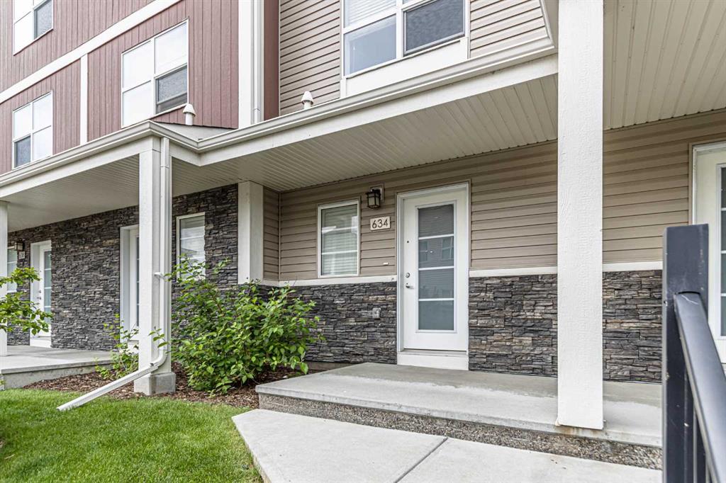 Picture for 634 Redstone View NE