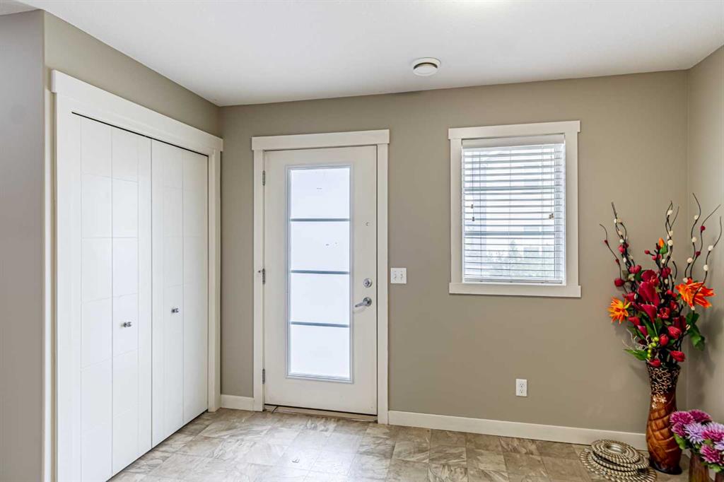 Picture for 634 Redstone View NE