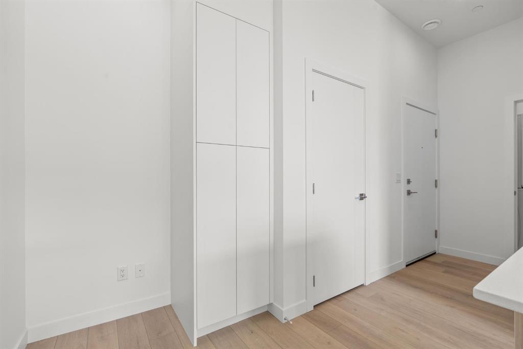 Picture for 3204, 150 Carrington Gate NW