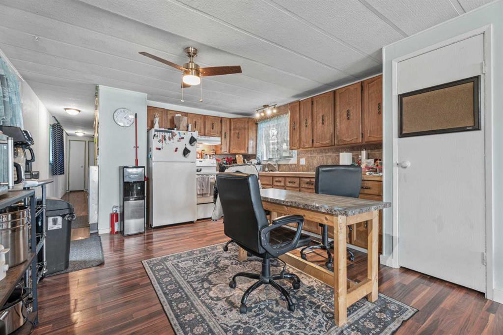 Picture for 335, 6220 17 Avenue SE