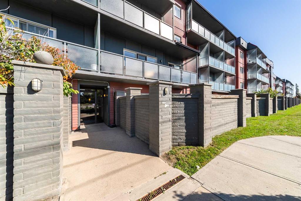 Picture for 409, 333 Garry Crescent NE
