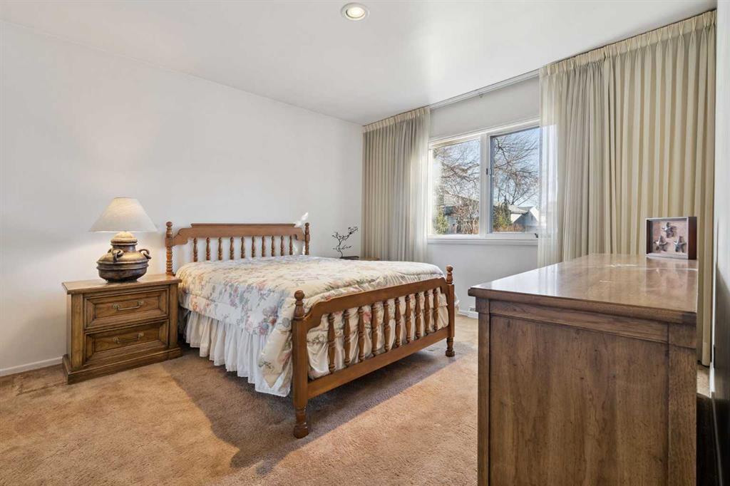 Picture for 34 Rosery Drive NW