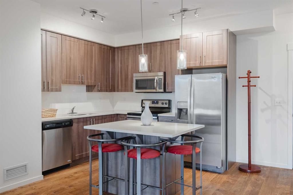 Picture for 1216, 215 Legacy Boulevard SE