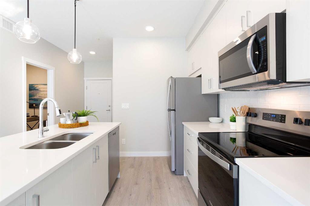Picture for 111, 660 Shawnee Square 