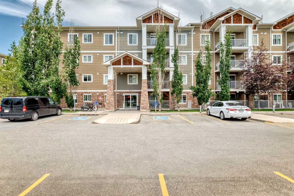 Picture for 106, 304 Cranberry Park SE