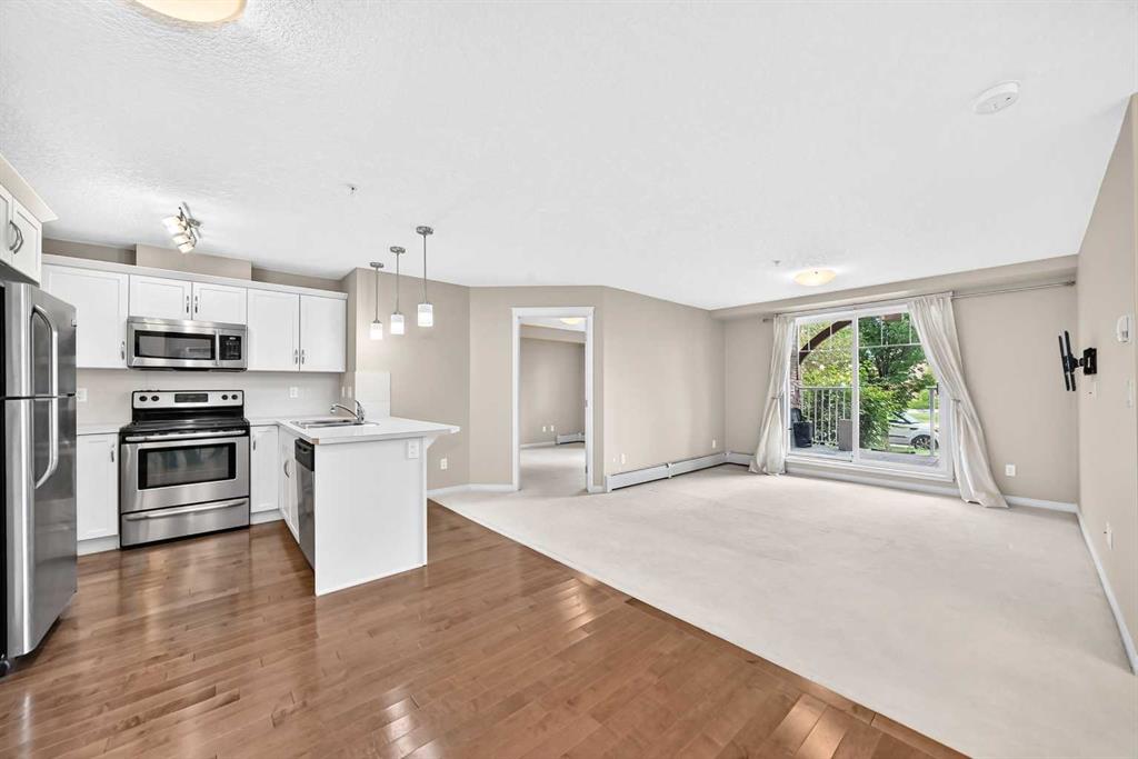 Picture for 106, 304 Cranberry Park SE