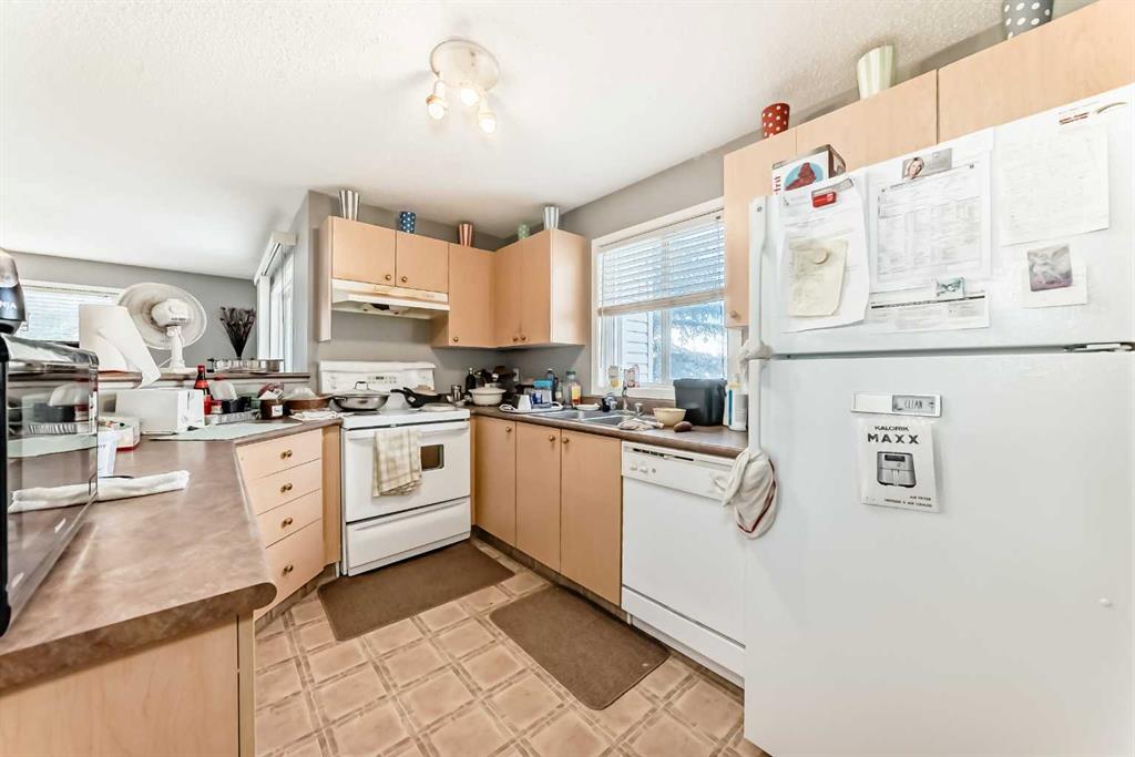 Picture for 3211, 4975 130 Avenue SE
