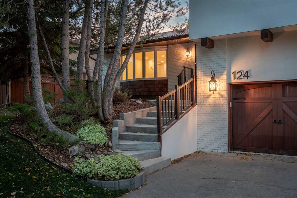 Picture for 124 Canterbury Drive SW