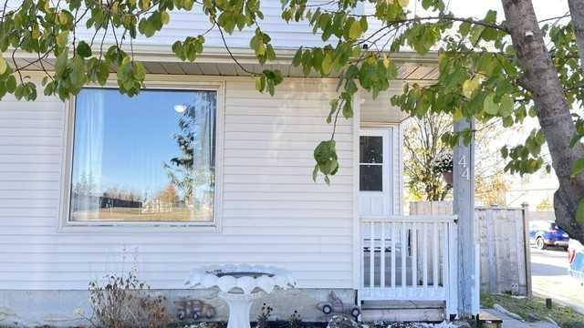Picture for 44 Falwood Crescent NE
