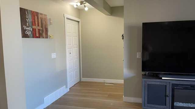 Picture for 44 Falwood Crescent NE