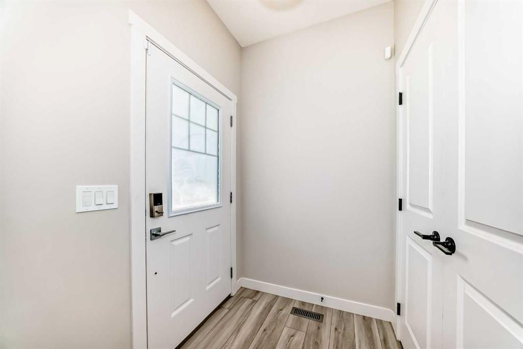 Picture for 1104 Bayview Gardens SW