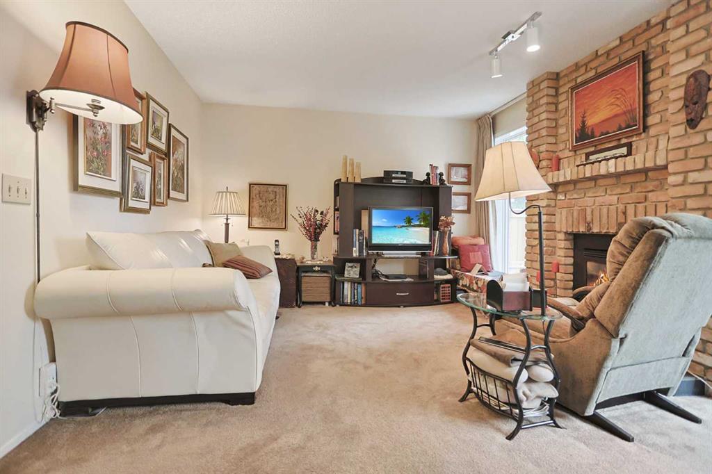 Picture for 121, 1190 Ranchview Road NW