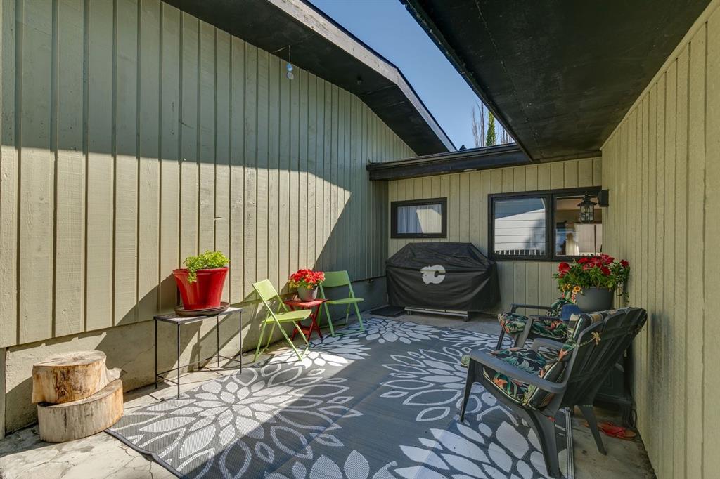 Picture for 724 Willacy Drive SE