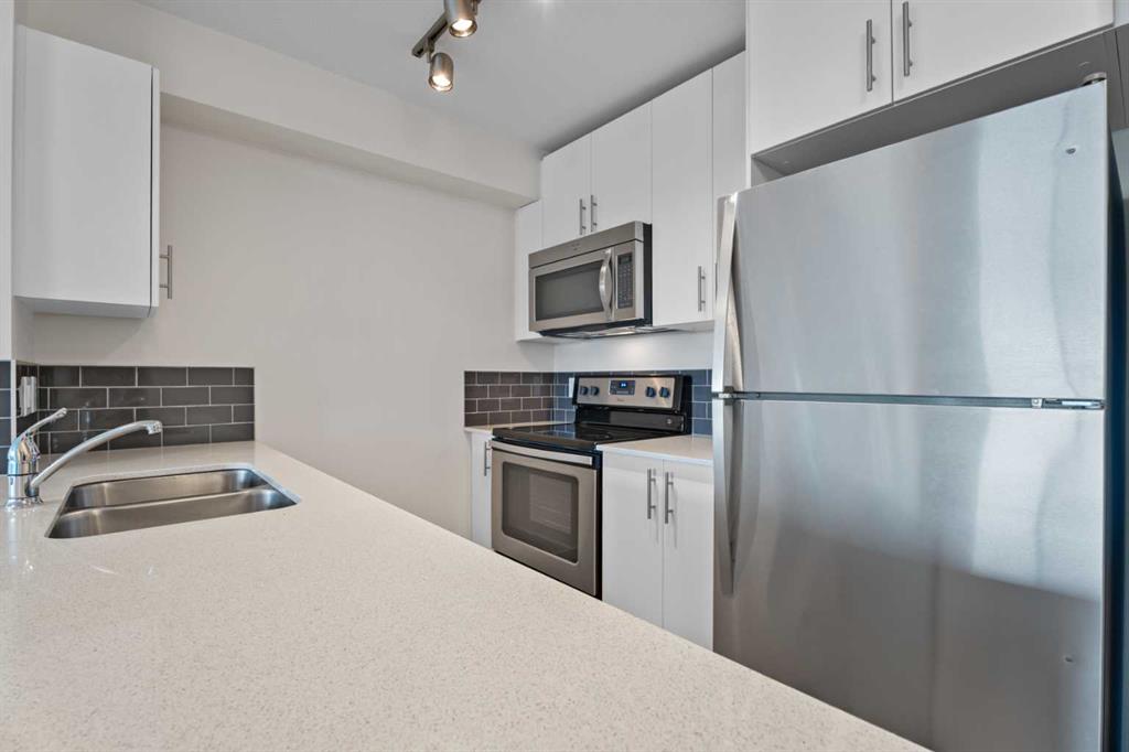 Picture for 2404, 181 Skyview Ranch Manor NE