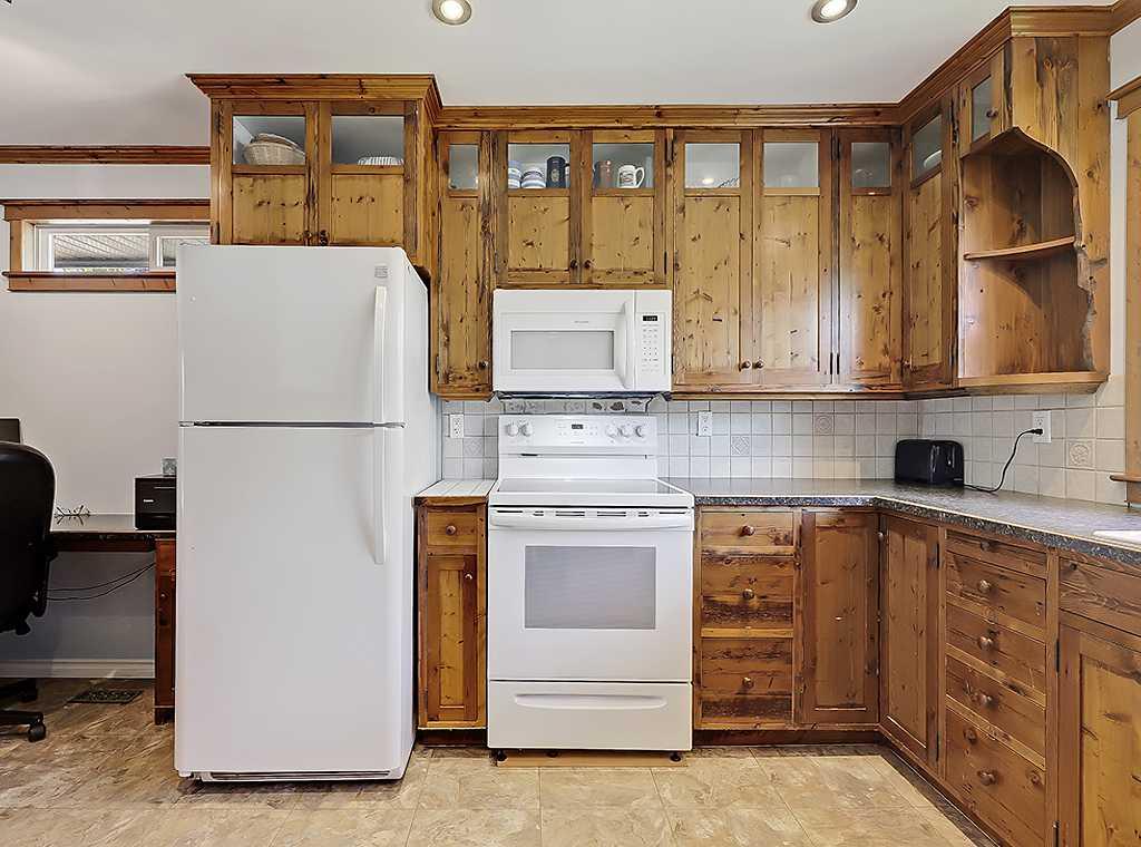 Picture for 19 Tongue Road SW