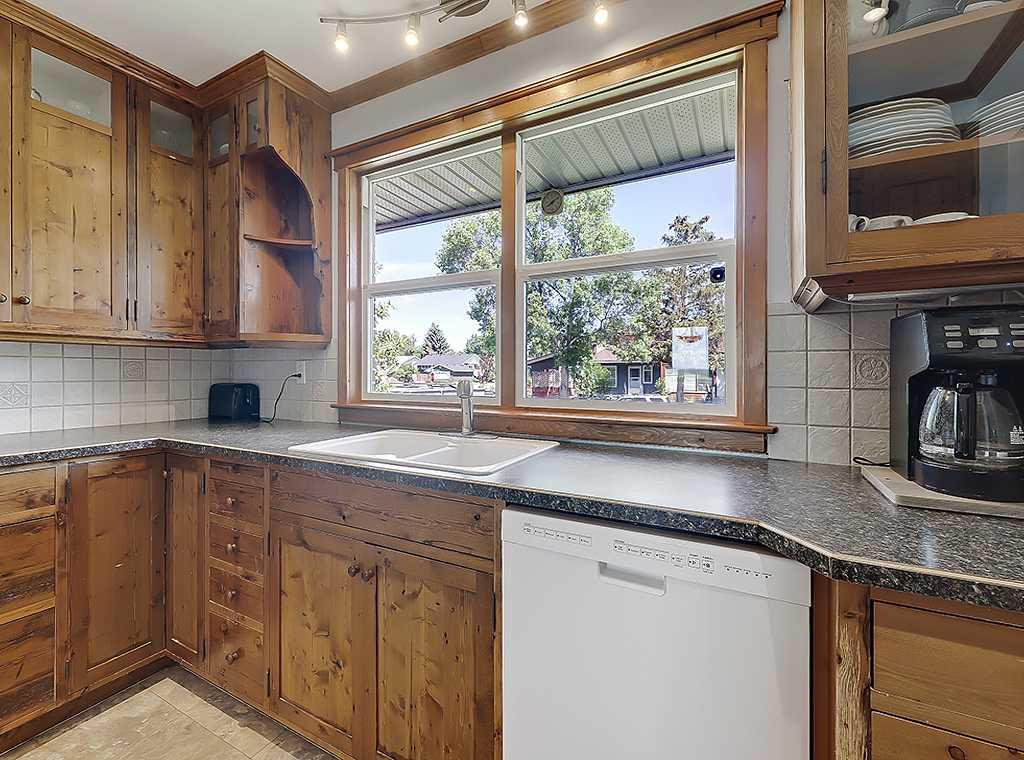 Picture for 19 Tongue Road SW