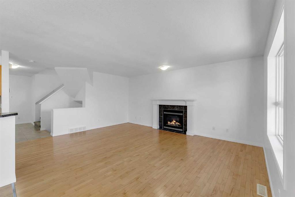 Picture for 7 Saddlecrest Terrace NE