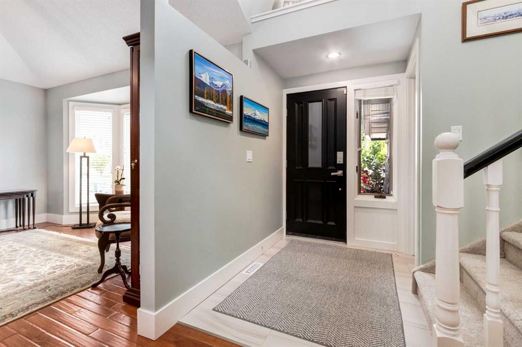 Picture for 367 Woodbriar Circle SW