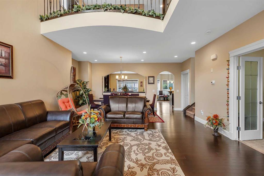 Picture for 9 Saddlelake Grove NE
