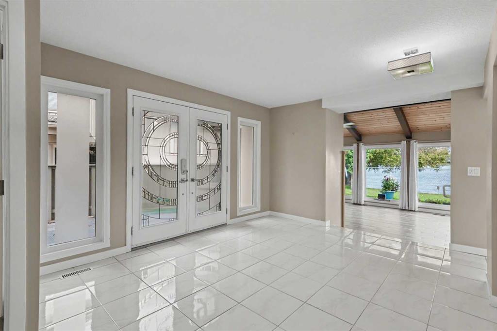Picture for 231, 20 Midpark Crescent SE