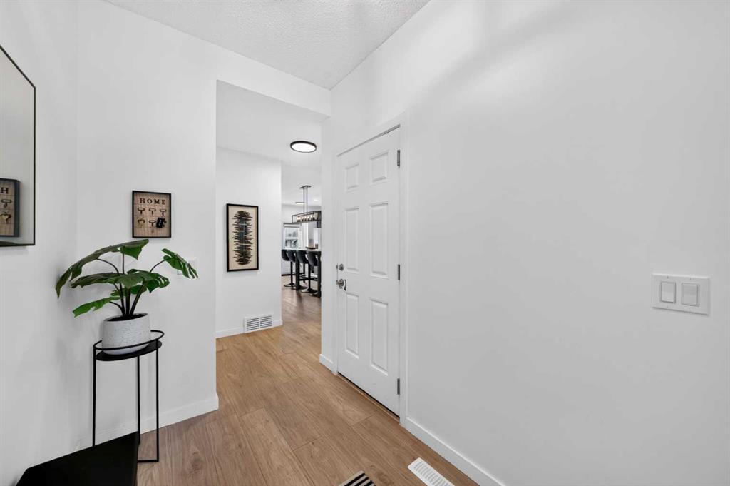 Picture for 52 Evansborough Way NW
