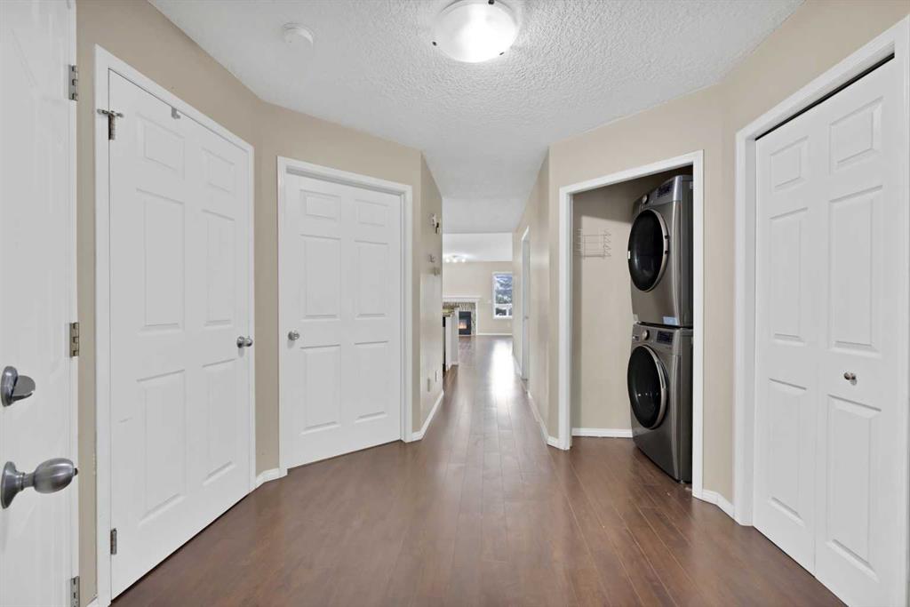 Picture for 104 Catalina Circle NE