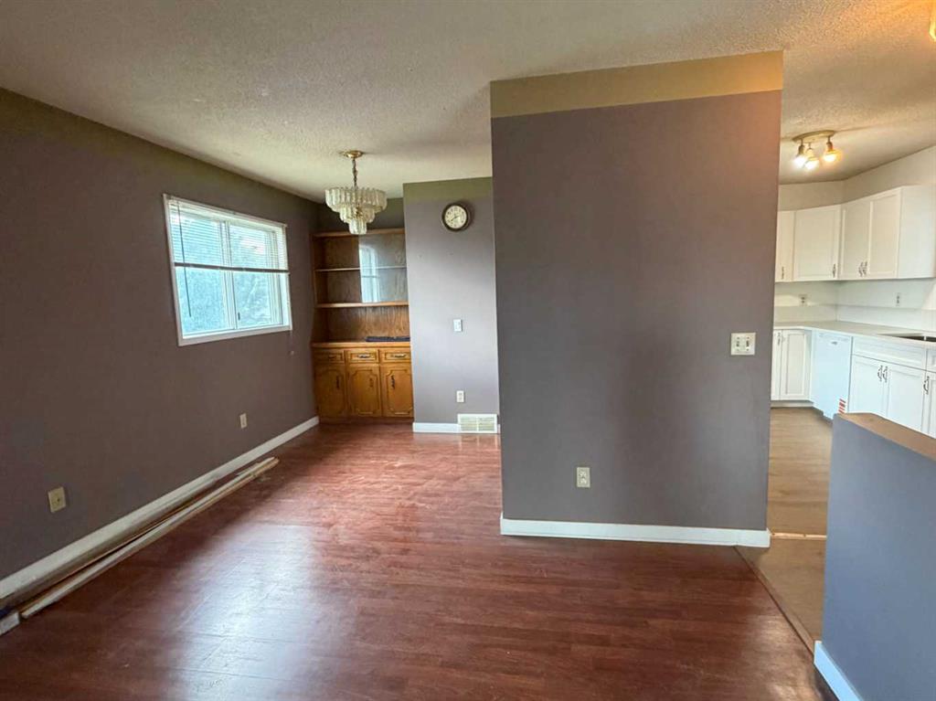 Picture for 250 Falmere Way NE