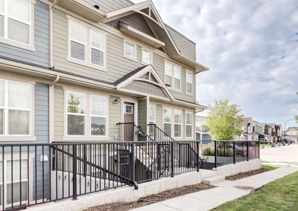 Picture for 408 Cranbrook Square SE