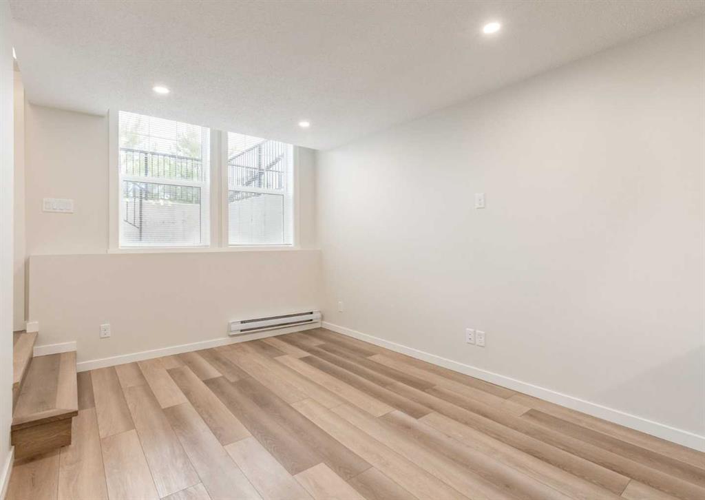Picture for 408 Cranbrook Square SE