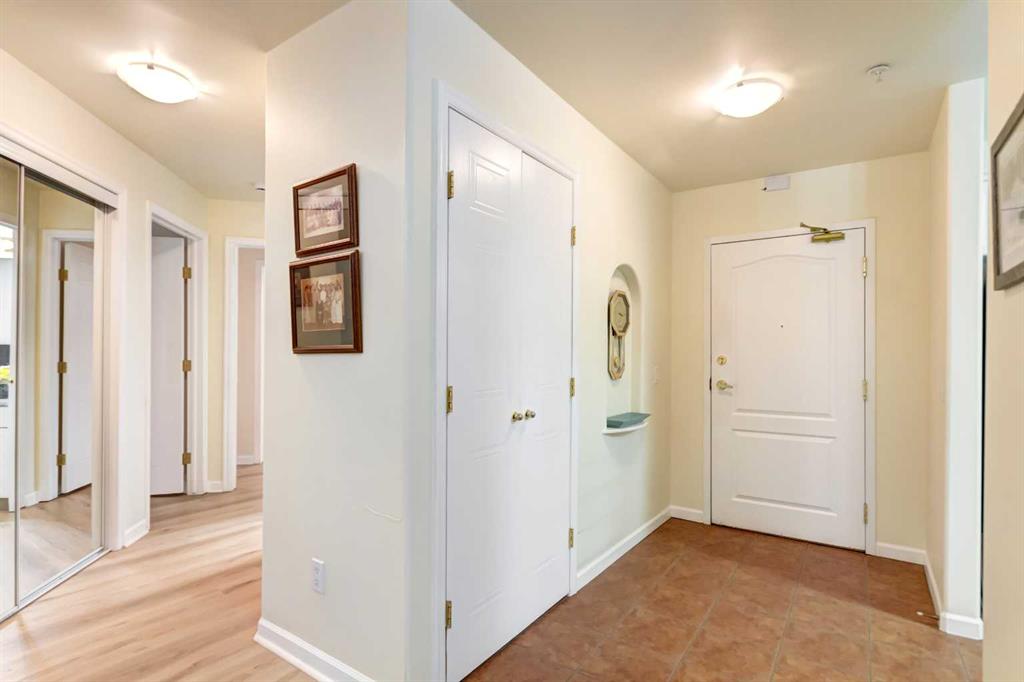 Picture for 109, 43 Westlake Circle 