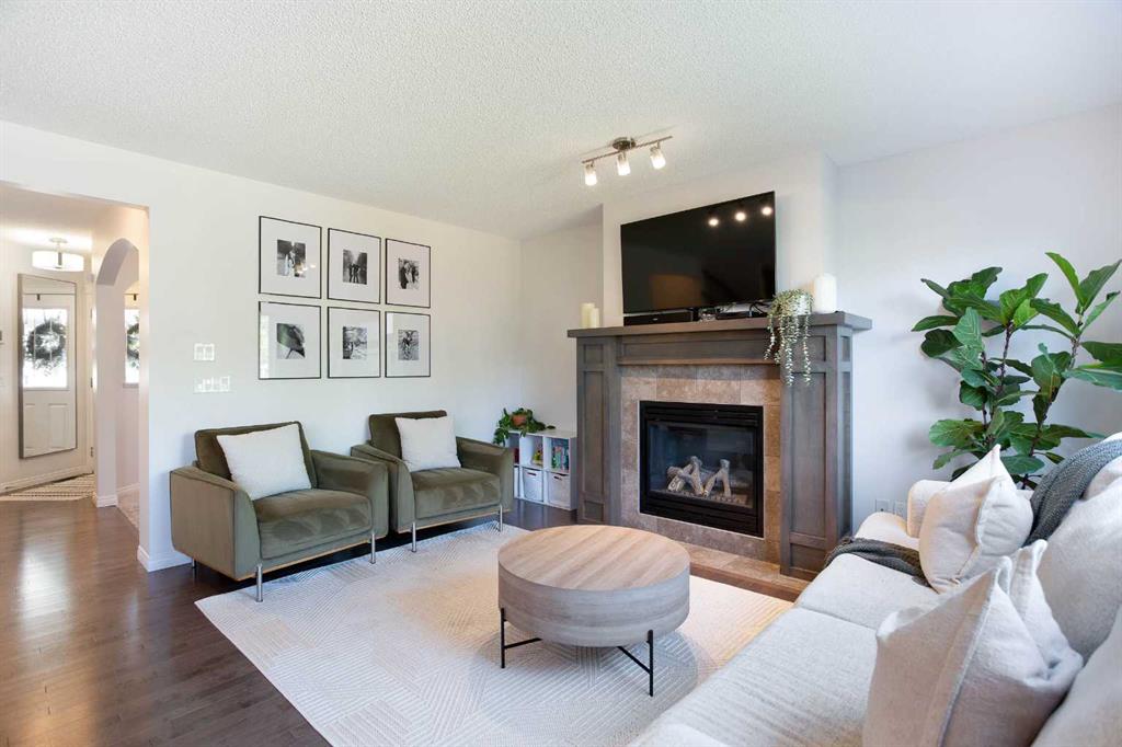 Picture for 2363 Baywater Crescent SW