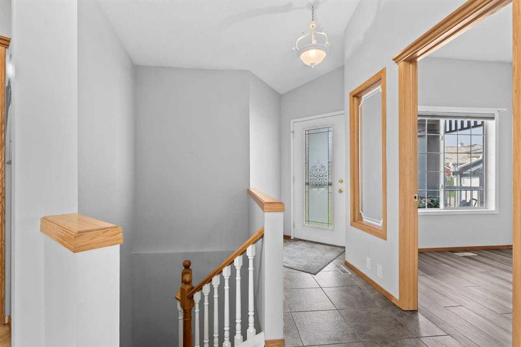 Picture for 26 Chaparral Close SE