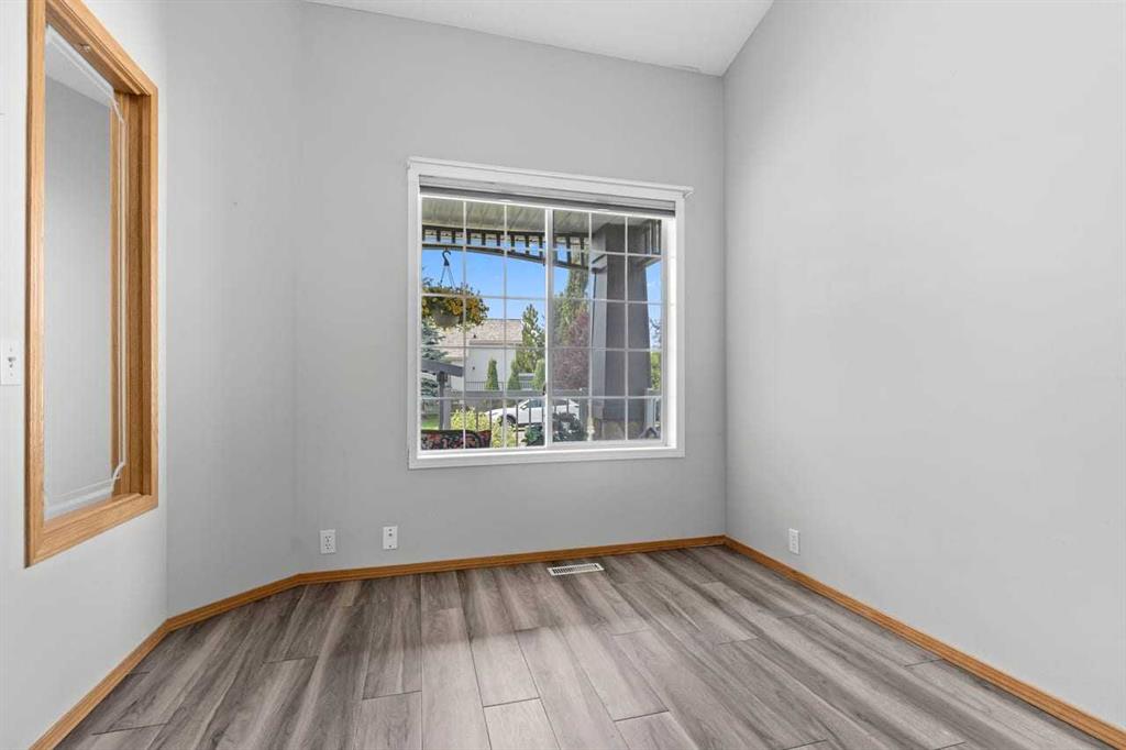 Picture for 26 Chaparral Close SE