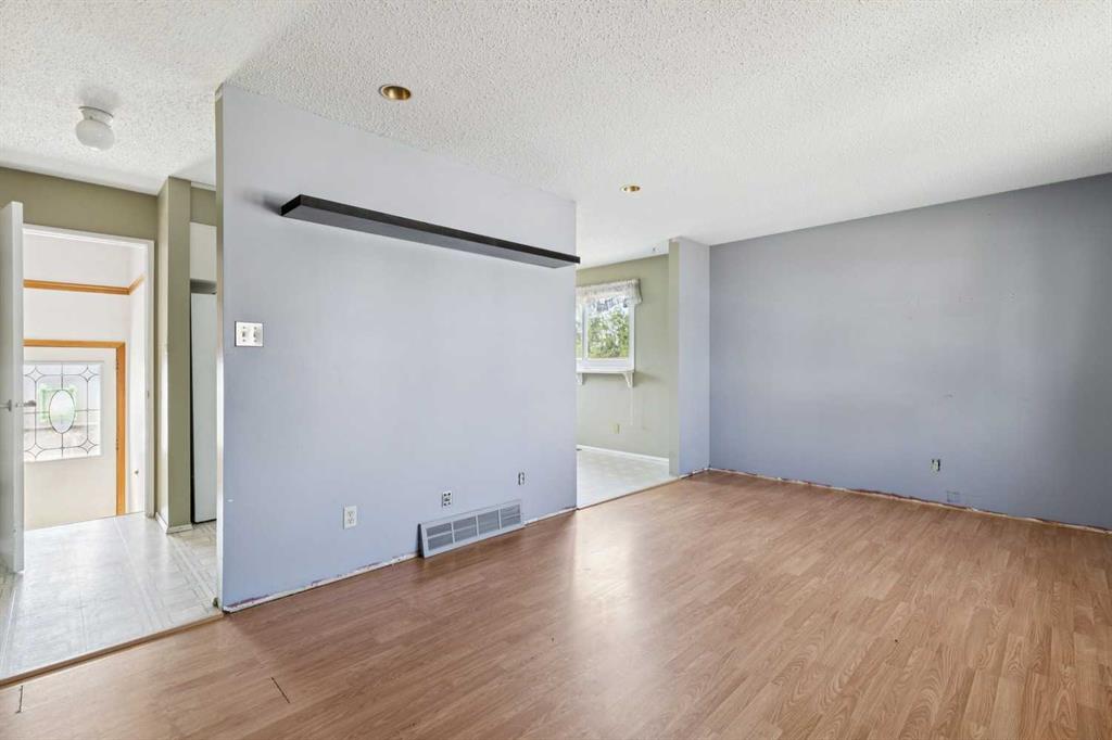 Picture for 126 Thistle Way 
