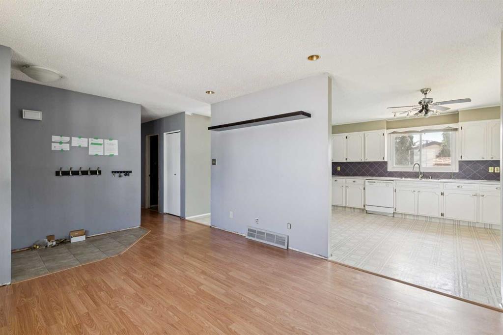 Picture for 126 Thistle Way 